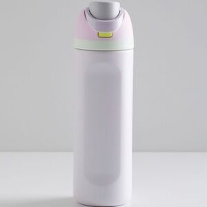 Owala FreeSip 24oz Water Bottle
